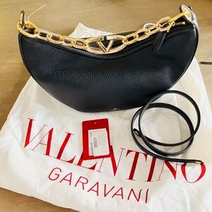Authentic! Valentino small hobo nero handbag With Tag